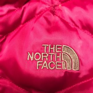 North face winter jacket (6yrs)
